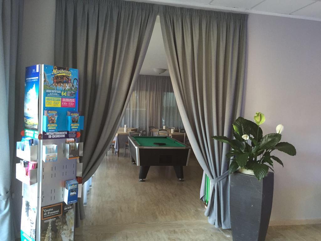 Hotel Ancora เชเซนาติโก ภายนอก รูปภาพ