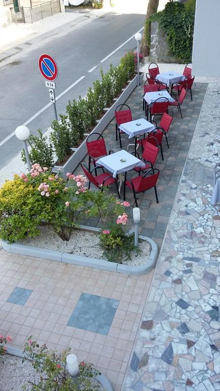 Hotel Ancora เชเซนาติโก ภายนอก รูปภาพ