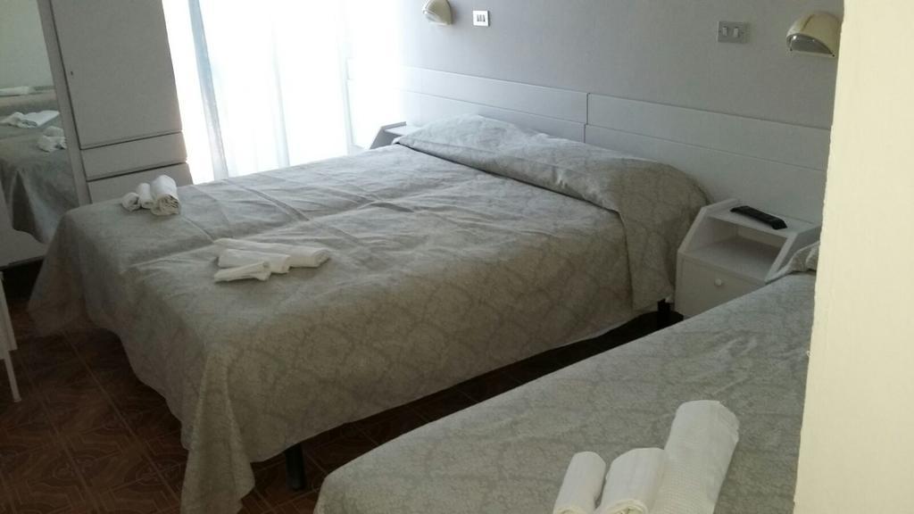 Hotel Ancora เชเซนาติโก ภายนอก รูปภาพ